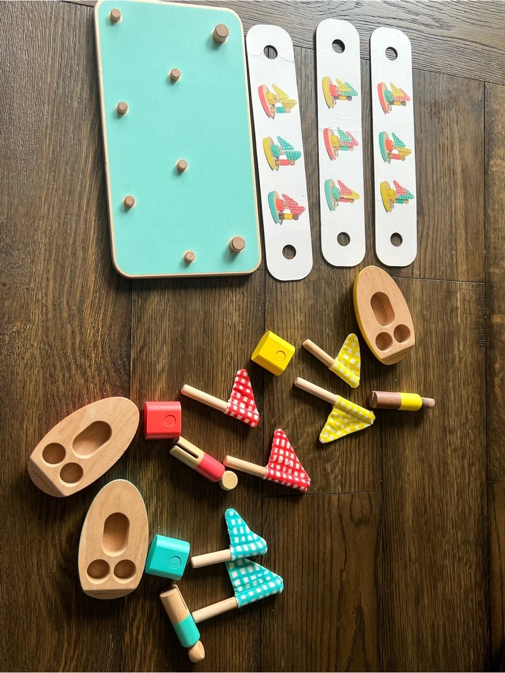 Pattern Match Boats & Cards Learning Set - Yellow, Teal, Red